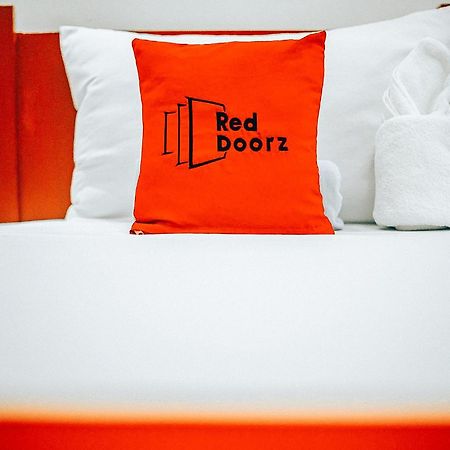 לגאזפי Reddoorz At S & L Apartelle Daraga Albay מראה חיצוני תמונה